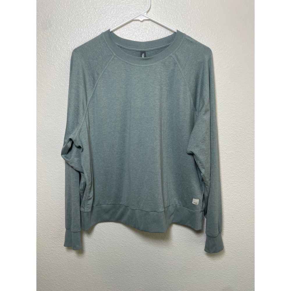 Vuori Performance Crewneck Women Medium Sage Green Excellent Raglan VW241